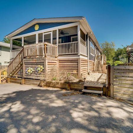 Charleston Home With Porch - 3 Mi To Folly Beach! エクステリア 写真