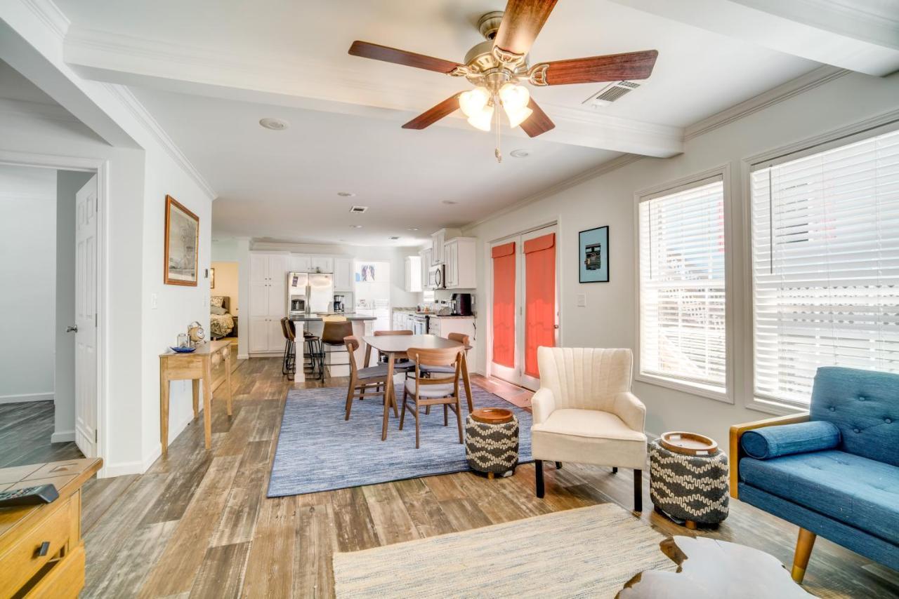 Charleston Home With Porch - 3 Mi To Folly Beach! エクステリア 写真