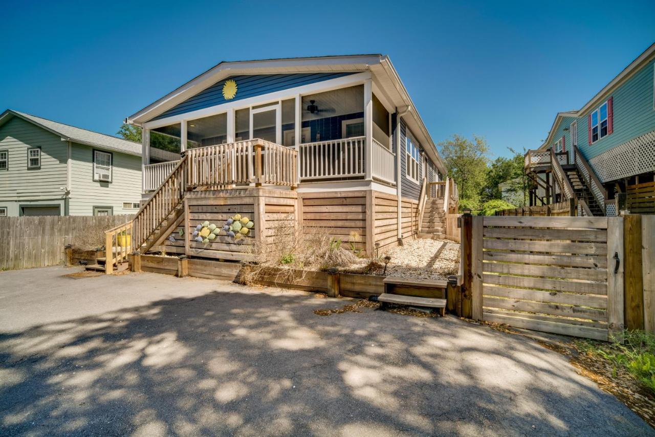 Charleston Home With Porch - 3 Mi To Folly Beach! エクステリア 写真